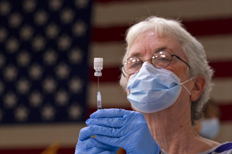 New COVID-19 cases in US soar to highest levels on record